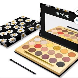 BEYOND Eyeshadow Palette 18 Colors Shimmer Matte Gold Silvers Brown Hue  Palette